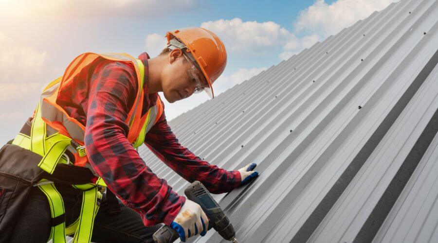 Owens Corning roofing contractor in Eldred, IL